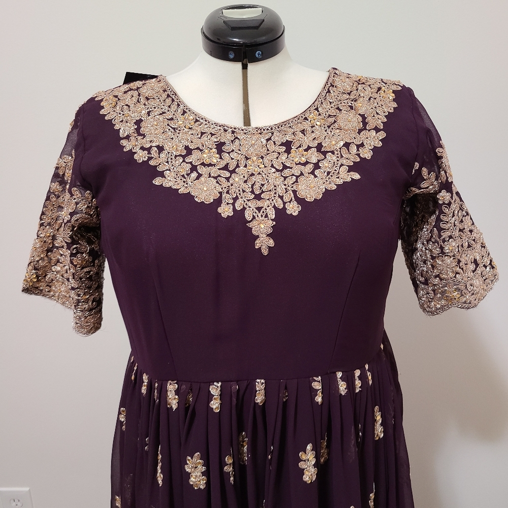 Embroidered Indian Dress - Picture 8 of 8